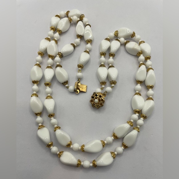 Vintage Double Strand Gold Tone and Shiny White Opaque Beads Necklace - Picture 6 of 10
